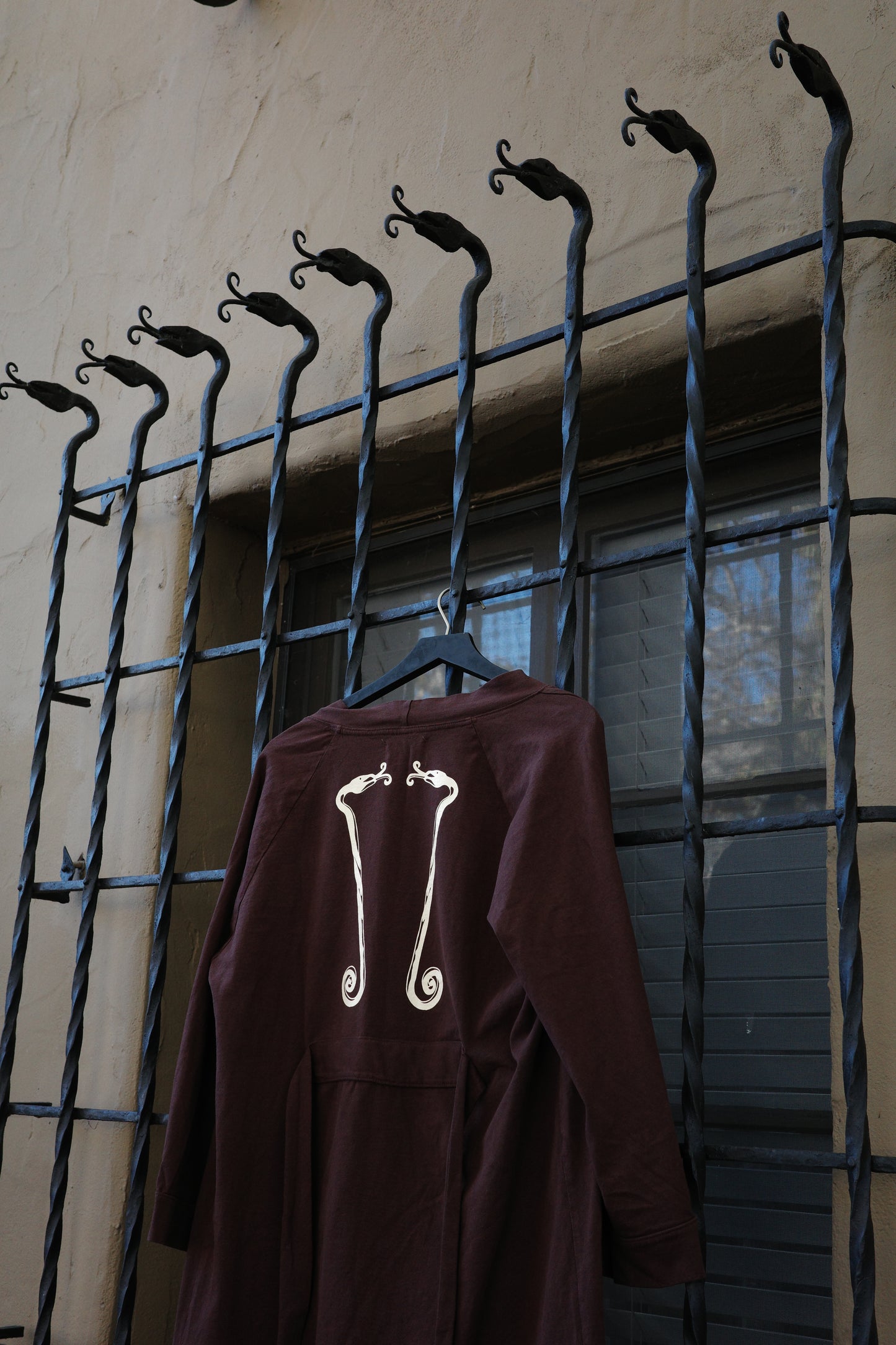 Las Ramblas Robe in Chocolate
